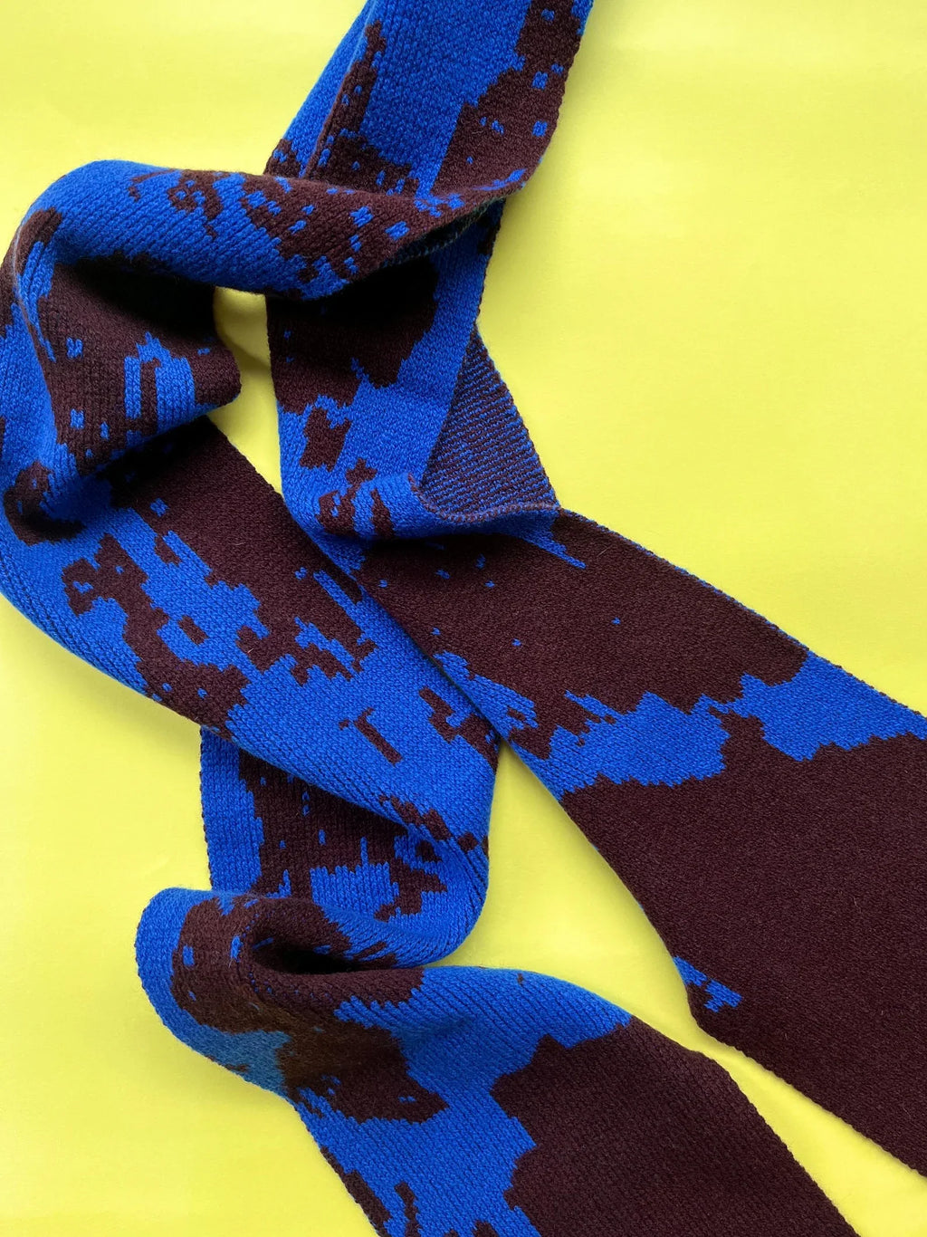 Lambswool Knitted Abstract Scarf